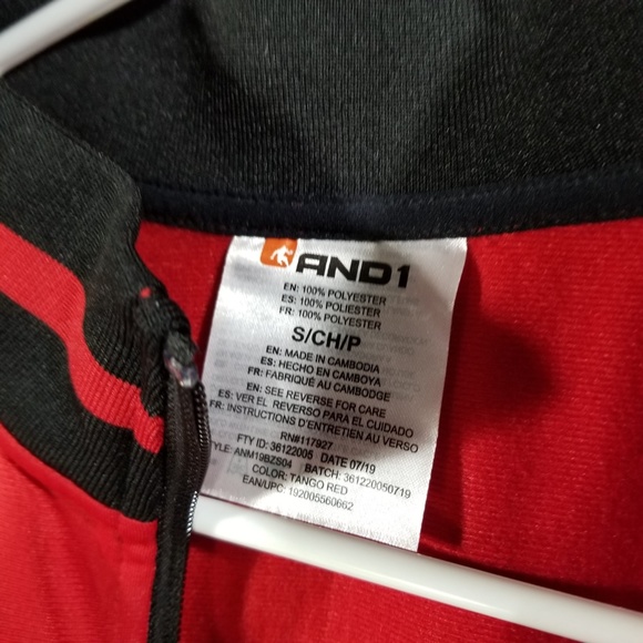 🌲And1 red/black longsleeve zip up with collar. - Picture 3 of 5